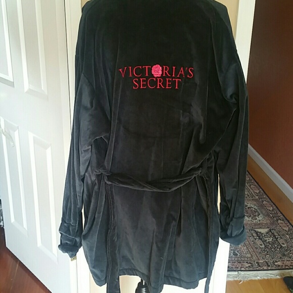 Victoria's Secret Other - Brand new, never used-Victoria Secret bath robe!
